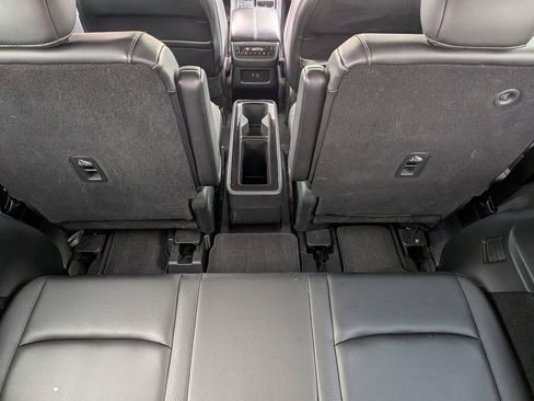 Used 2024 Nissan Pathfinder SL w/ SL Premium Package image 26