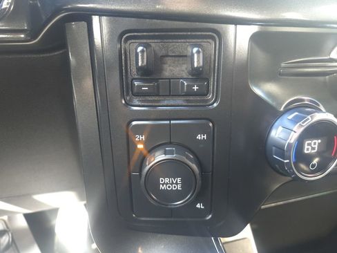 Used 2021 Ford F150 XLT w/ Equipment Group 302A High image 25