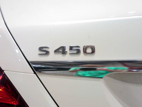 Used 2019 Mercedes-Benz S 450 Sedan image 23