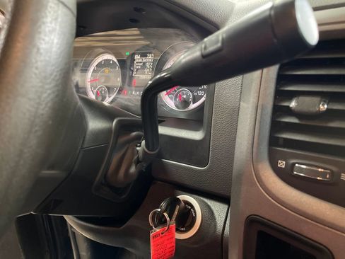Used 2017 RAM 3500 Tradesman w/ Chrome Appearance Group AWD/4WD image 25