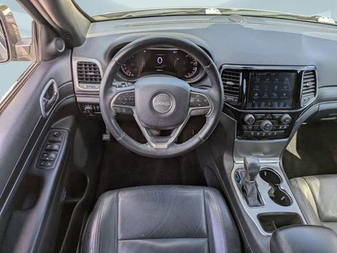 Used 2019 Jeep Grand Cherokee Limited RWD image 17