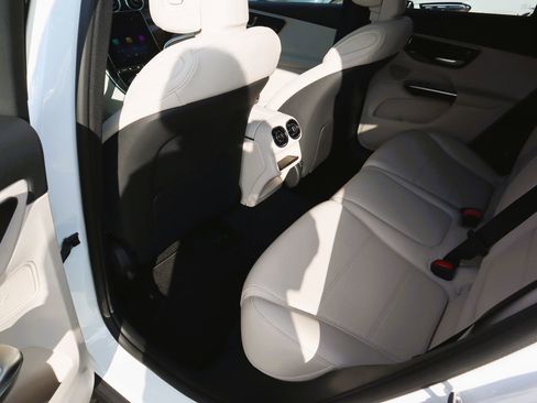 New 2026 Mercedes-Benz GLC 300 4MATIC image 10