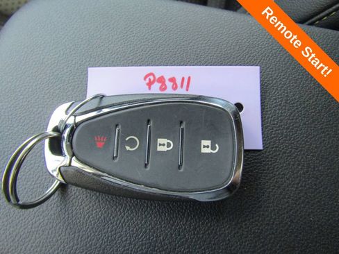 Used 2024 Chevrolet Trax LT FWD image 14