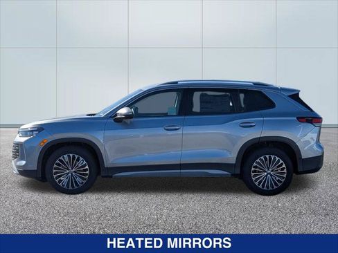 Used 2026 Volkswagen Tiguan S w/ 18" Wheel Package FWD image 2