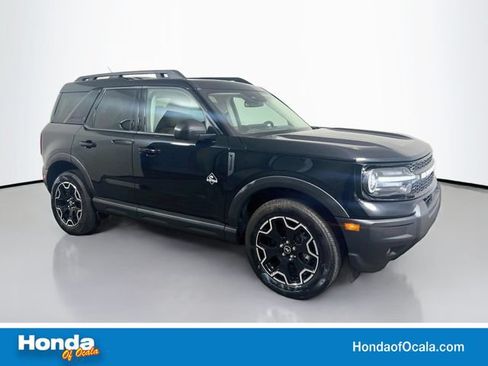 Used 2025 Ford Bronco Sport Outer Banks AWD/4WD image 1