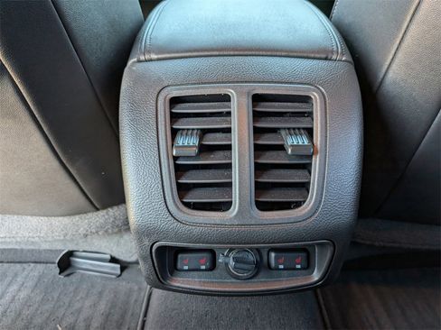 Used 2018 Ford Taurus SHO w/ Driver Assist Package image 28