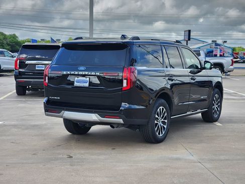 Certified 2025 Ford Expedition Platinum AWD/4WD image 7