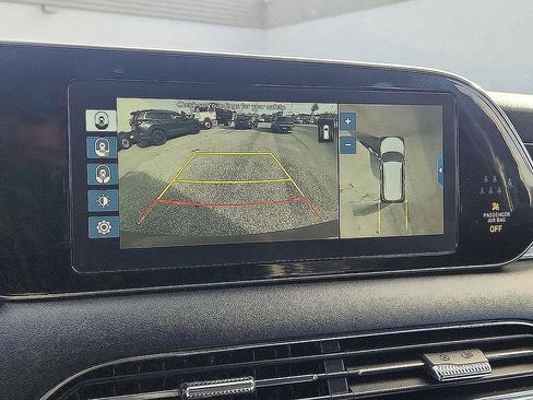 Used 2020 Hyundai Palisade Limited image 11