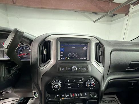 Used 2024 Chevrolet Silverado 1500 Custom Trail Boss AWD/4WD image 13