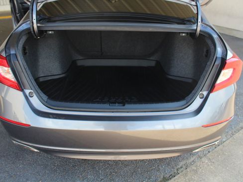 Used 2019 Honda Accord Sport image 22