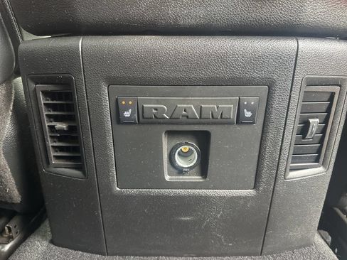 Used 2017 RAM 1500 Laramie w/ Convenience Group AWD/4WD image 27