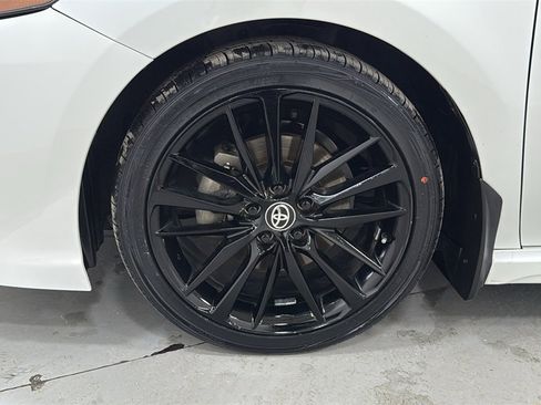 Used 2021 Toyota Camry XSE image 24