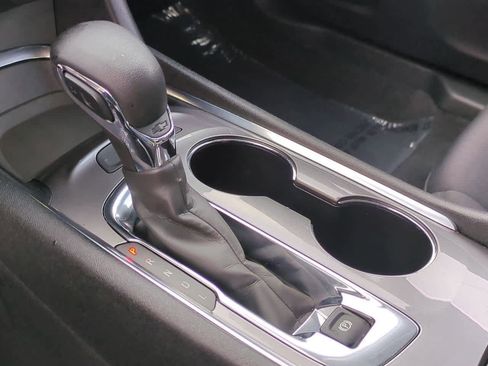 Used 2022 Chevrolet Malibu LT image 31