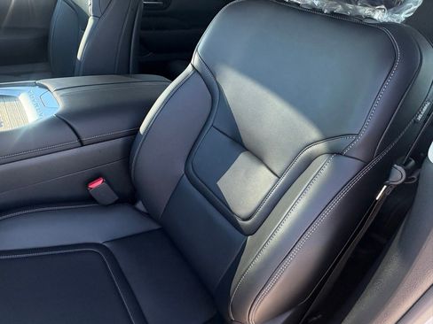 New 2026 Nissan Armada SV image 18