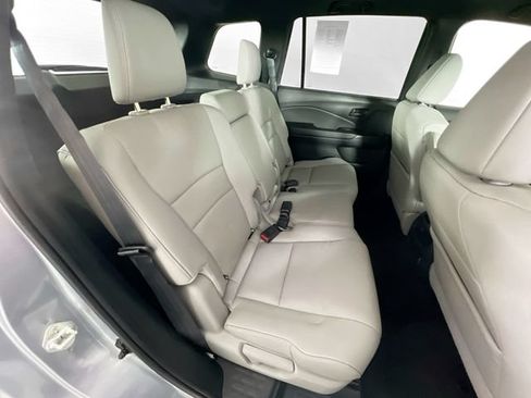 Used 2023 Honda Passport EX-L image 26