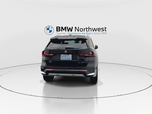 New 2026 BMW X1 xDrive28i w/ Convenience Package image 2