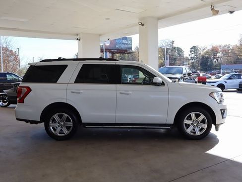 Used 2020 Ford Expedition XLT w/ Equipment Group 202A image 7