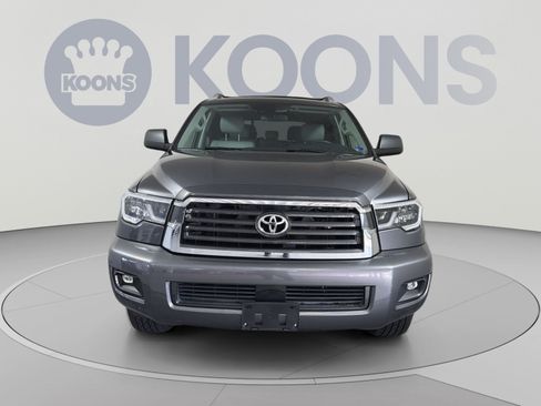 Used 2019 Toyota Sequoia SR5 AWD/4WD image 11