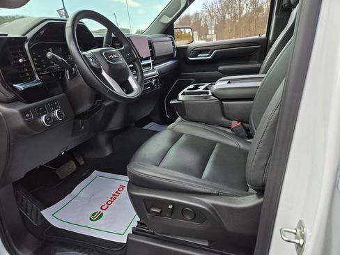 Used 2025 GMC Sierra 1500 SLT AWD/4WD image 12