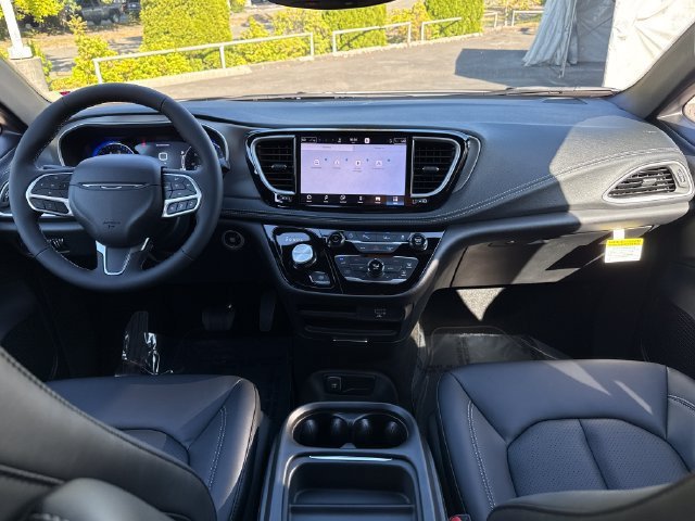 New 2027 Chrysler Pacifica Select AWD/4WD image 9