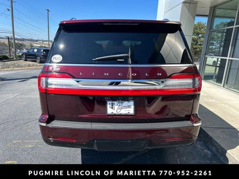 Used 2019 Lincoln Navigator Reserve image 6