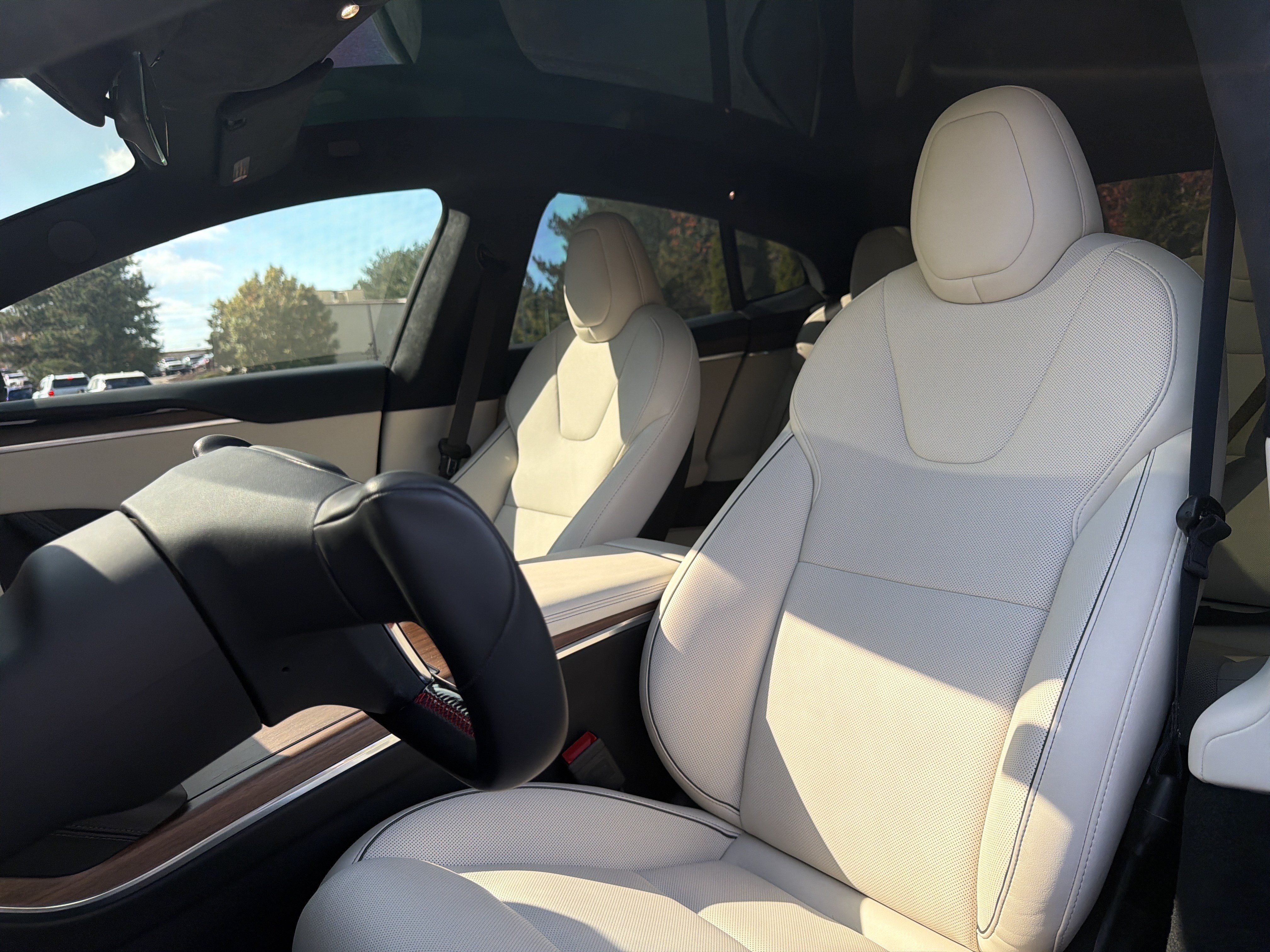 Used 2021 Tesla Model S Plaid AWD/4WD image 7