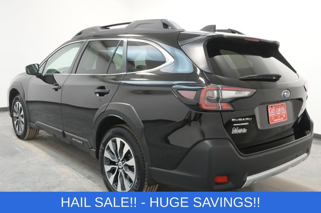 Used 2023 Subaru Outback Limited AWD/4WD image 7