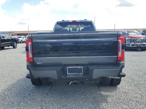 New 2026 Ford F450 Platinum w/ FX4 Off-Road Package image 8