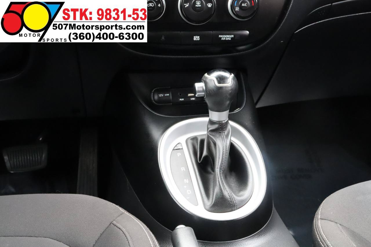 Used 2016 Kia Soul FWD image 20
