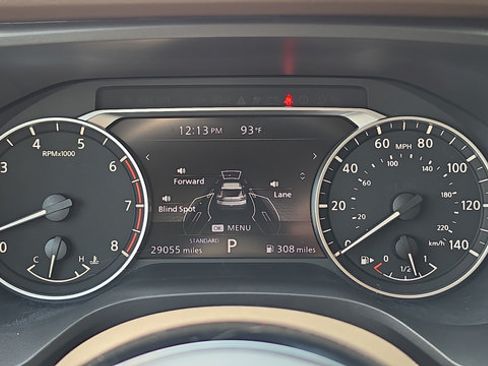 Used 2023 Nissan Rogue SV FWD image 10