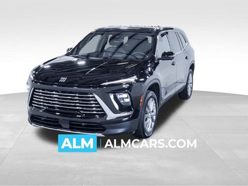 Used 2025 Buick Enclave Preferred FWD image 1