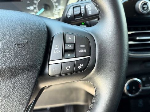 Used 2022 Ford Escape SE w/ SE Sport Appearance Package FWD image 26