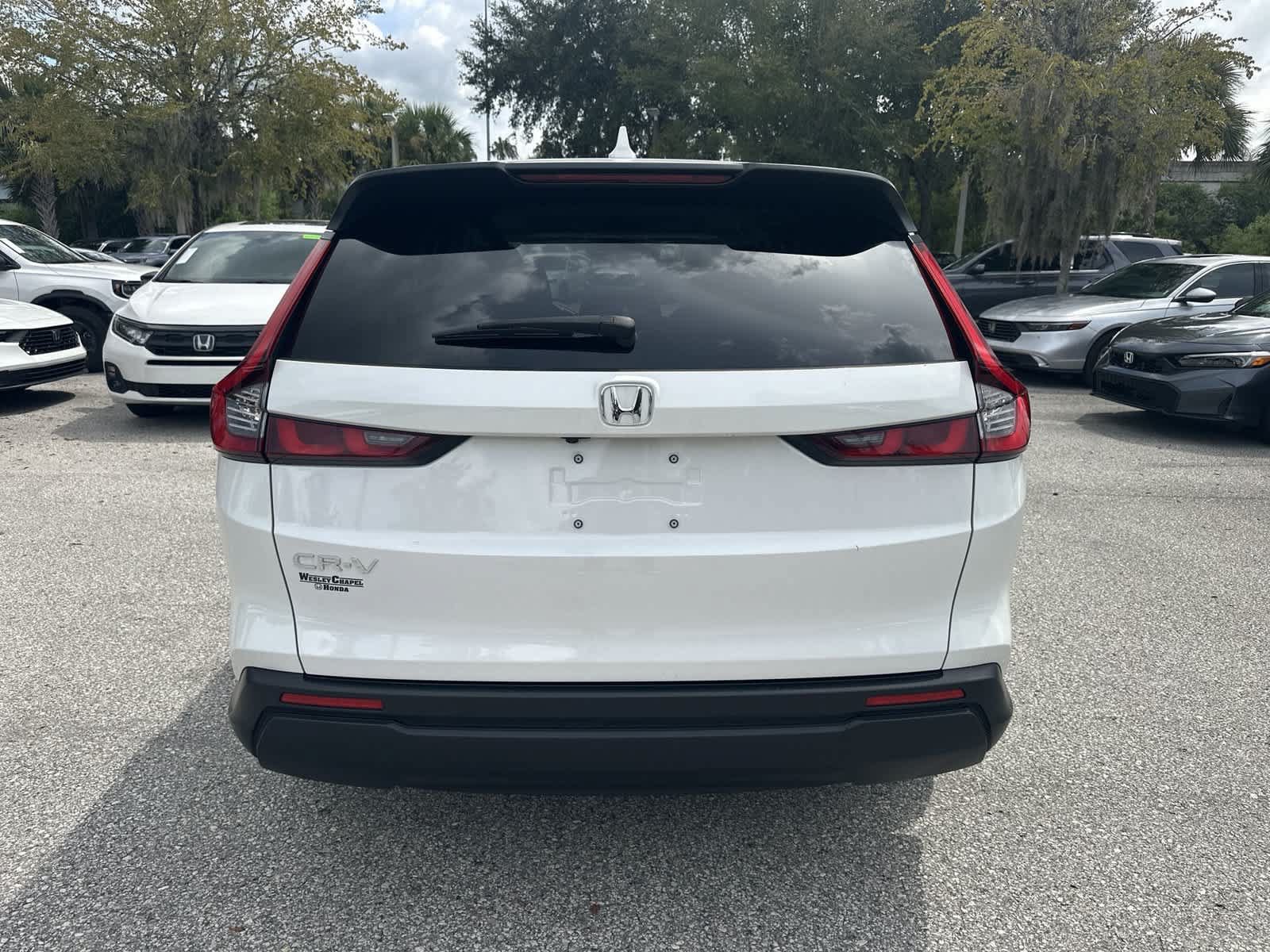 Used 2025 Honda CR-V EX image 5
