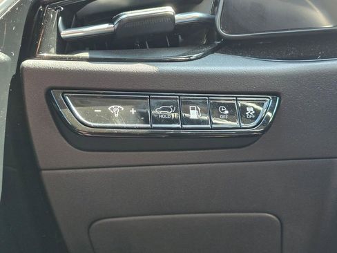 Used 2024 Kia Niro SX Touring FWD image 18