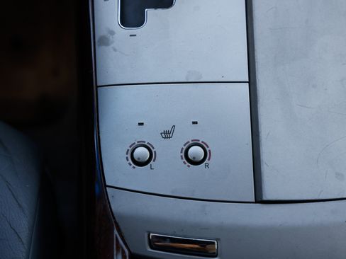 Used 2008 Toyota Avalon Limited image 39