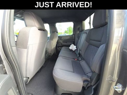 Used 2026 Nissan Frontier SV w/ Tow Package AWD/4WD image 9