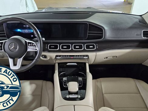 Used 2020 Mercedes-Benz GLS 450 4MATIC image 29