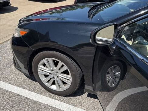 Used 2014 Lexus ES 350 w/ Premium Package FWD image 14