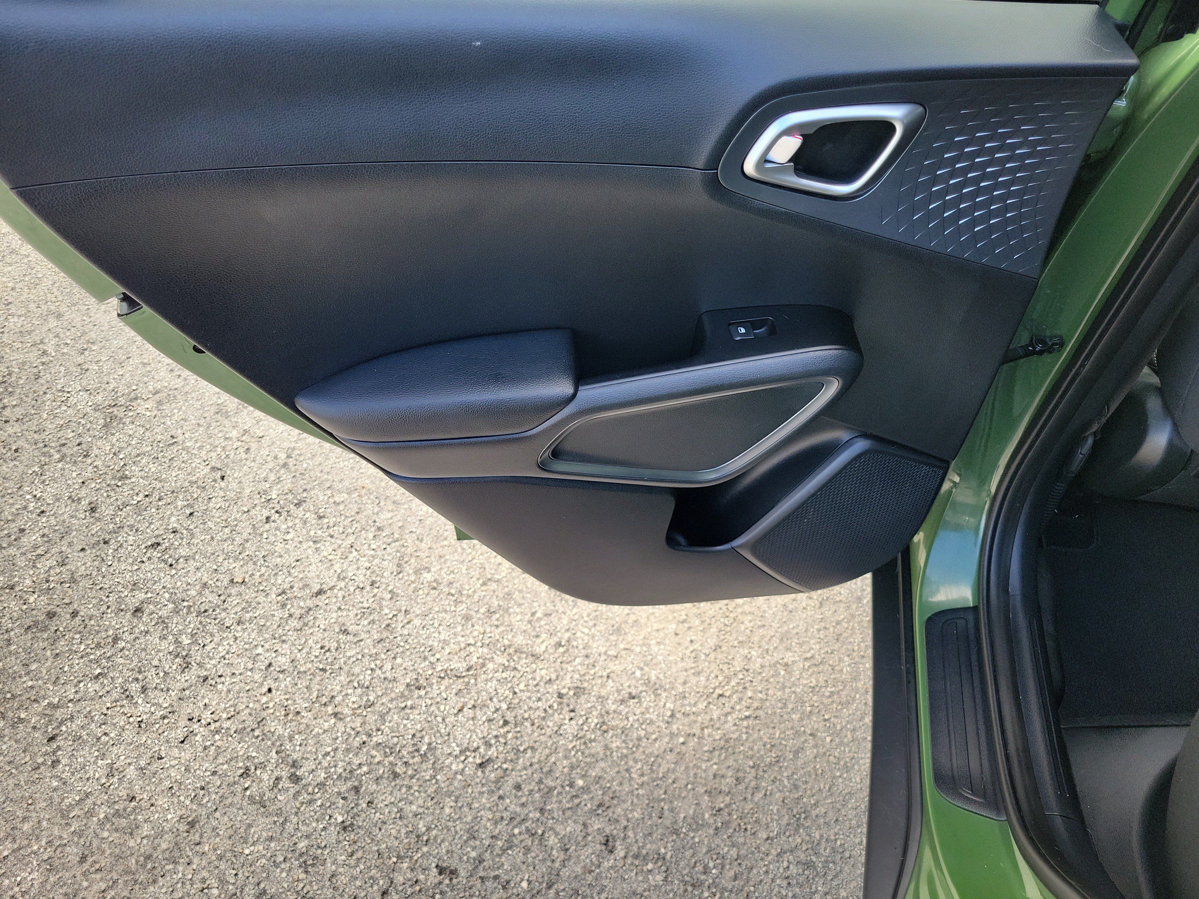 Used 2021 Kia Soul EX FWD image 17
