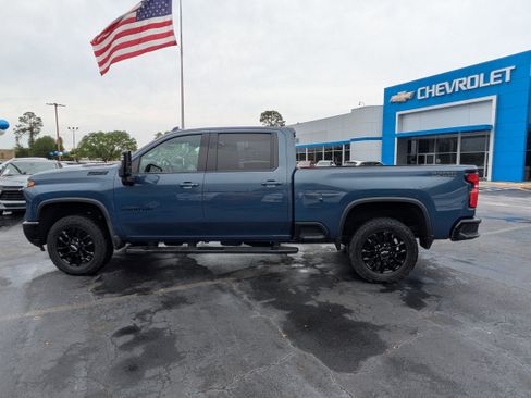Used 2025 Chevrolet Silverado 2500 LTZ w/ LTZ Plus Package image 27