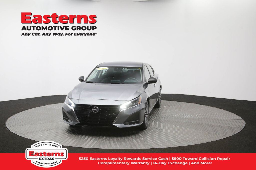 Used 2024 Nissan Altima 2.5 SV FWD image 56