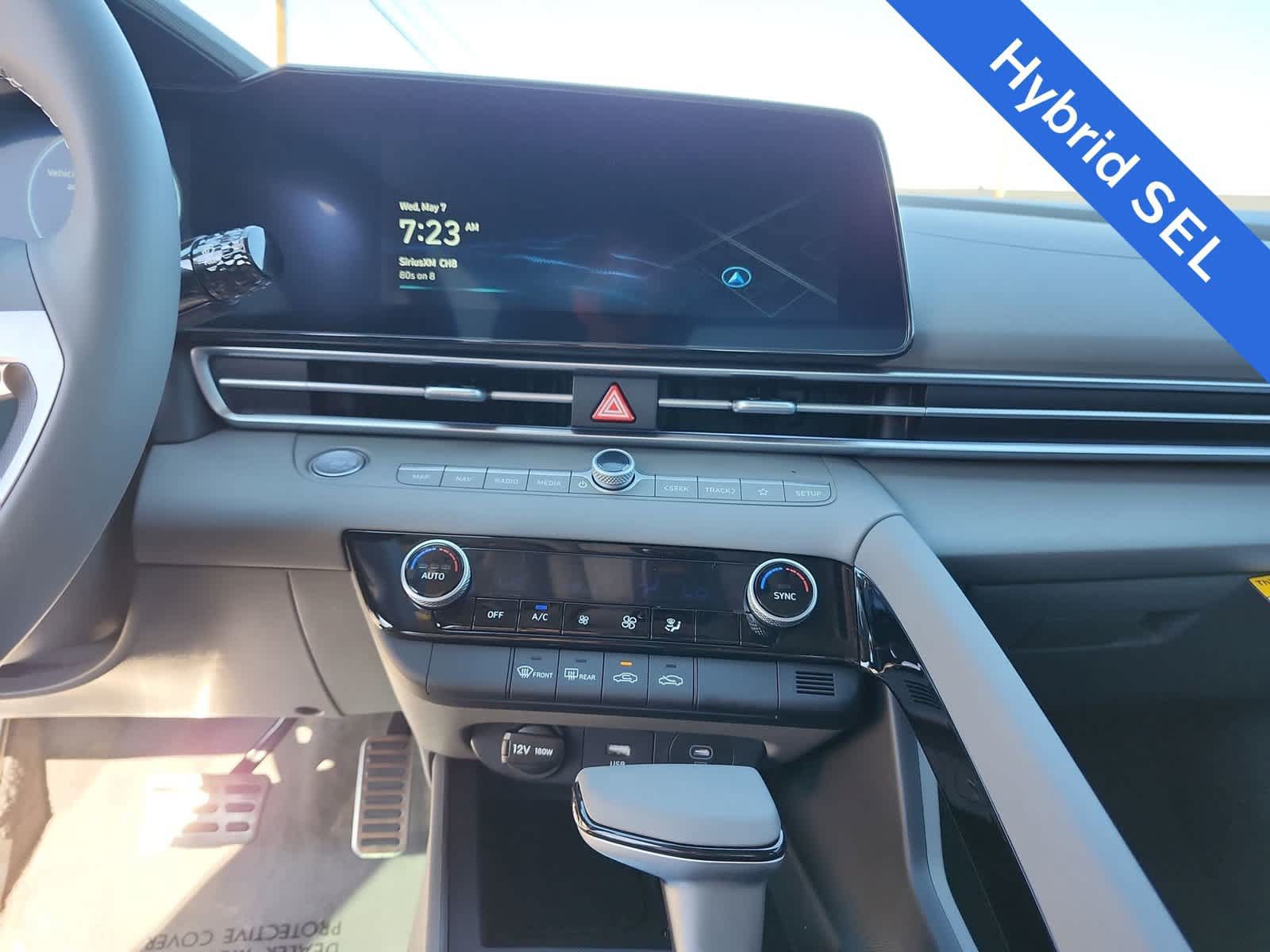 Certified 2025 Hyundai Elantra SEL FWD image 20