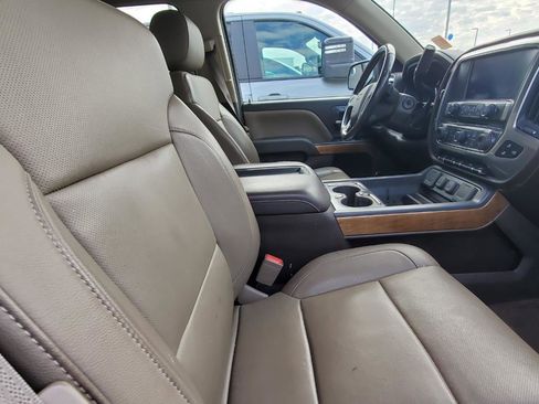 Used 2015 Chevrolet Silverado 1500 LTZ w/ LTZ Plus Package image 4