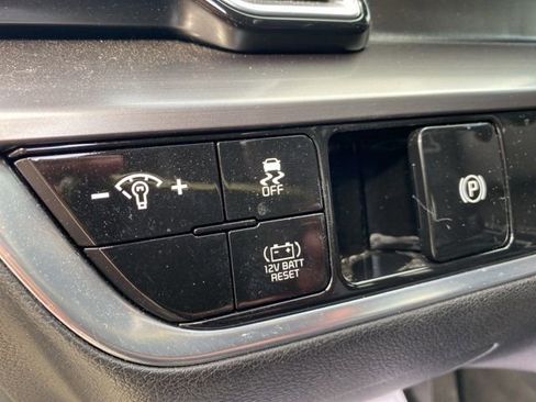 Used 2023 Kia Sportage EX image 26