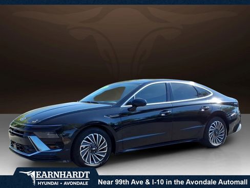 Certified 2025 Hyundai Sonata Limited FWD image 1