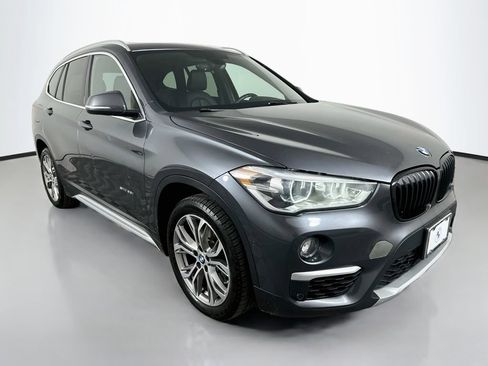 Used 2017 BMW X1 sDrive28i FWD image 3