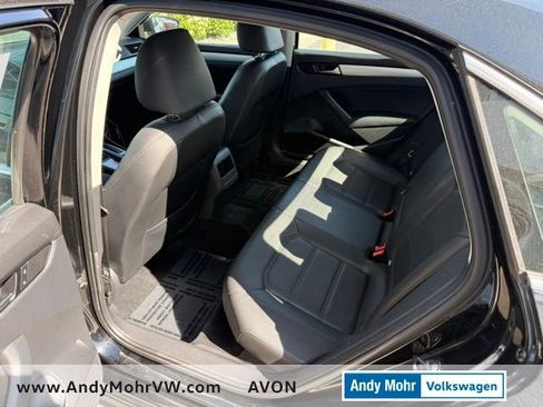 Used 2012 Volkswagen Passat 2.5 SE FWD image 18