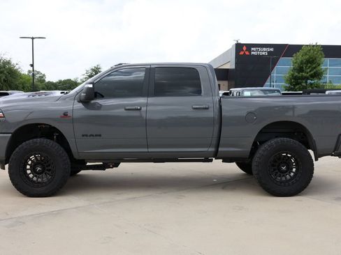 Used 2026 RAM 2500 Laramie w/ Night Edition AWD/4WD image 8