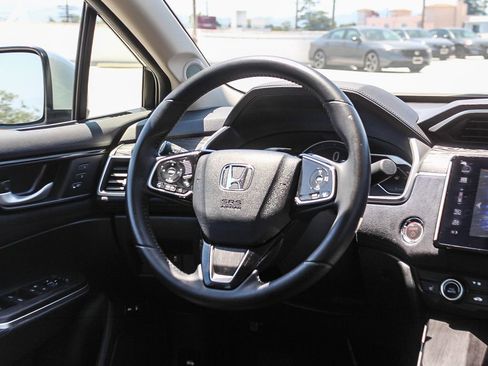 Certified 2019 Honda Clarity Touring image 16