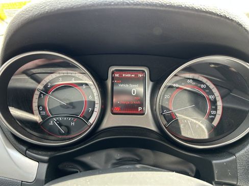 Used 2018 Dodge Journey Crossroad AWD/4WD image 4
